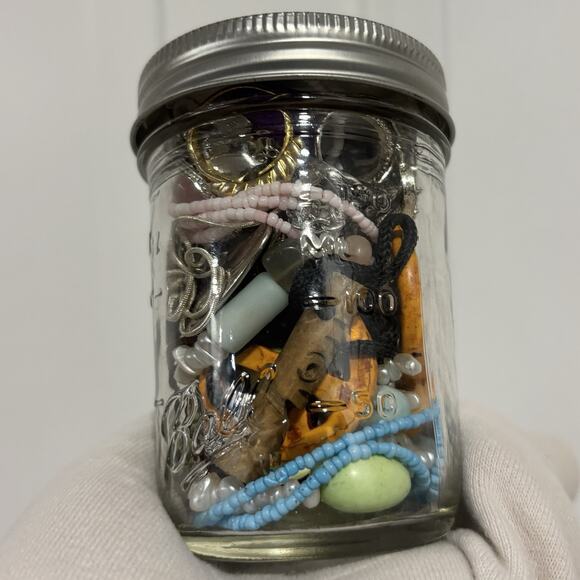 Mystery Jewelry Jar 1 Pound 20+ Mixed Lot Wearable Costume Coastal Boho Theme - Picture 2 of 8